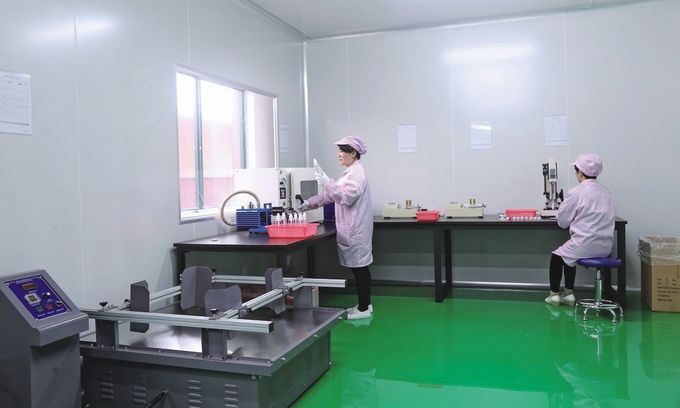 연속적인 분무 병 300 밀리람베르트 머리 분무수 물병을 상세히 열거한 술 플라스틱 12